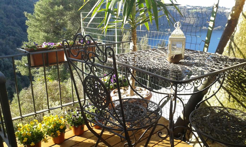 Vistalago Guesthouse Nemi Exteriér fotografie